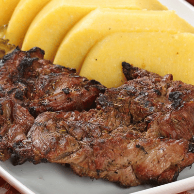pastrama de oaie la gratar png