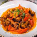 carne pui cu legume in tigaie